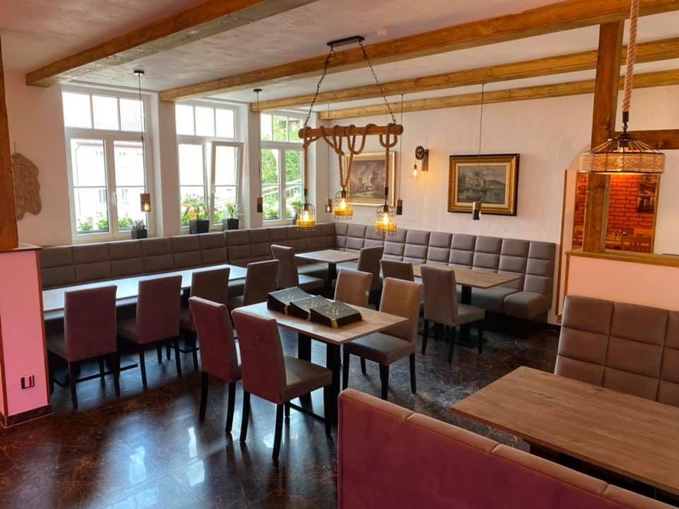 Wilder Mann Hotel